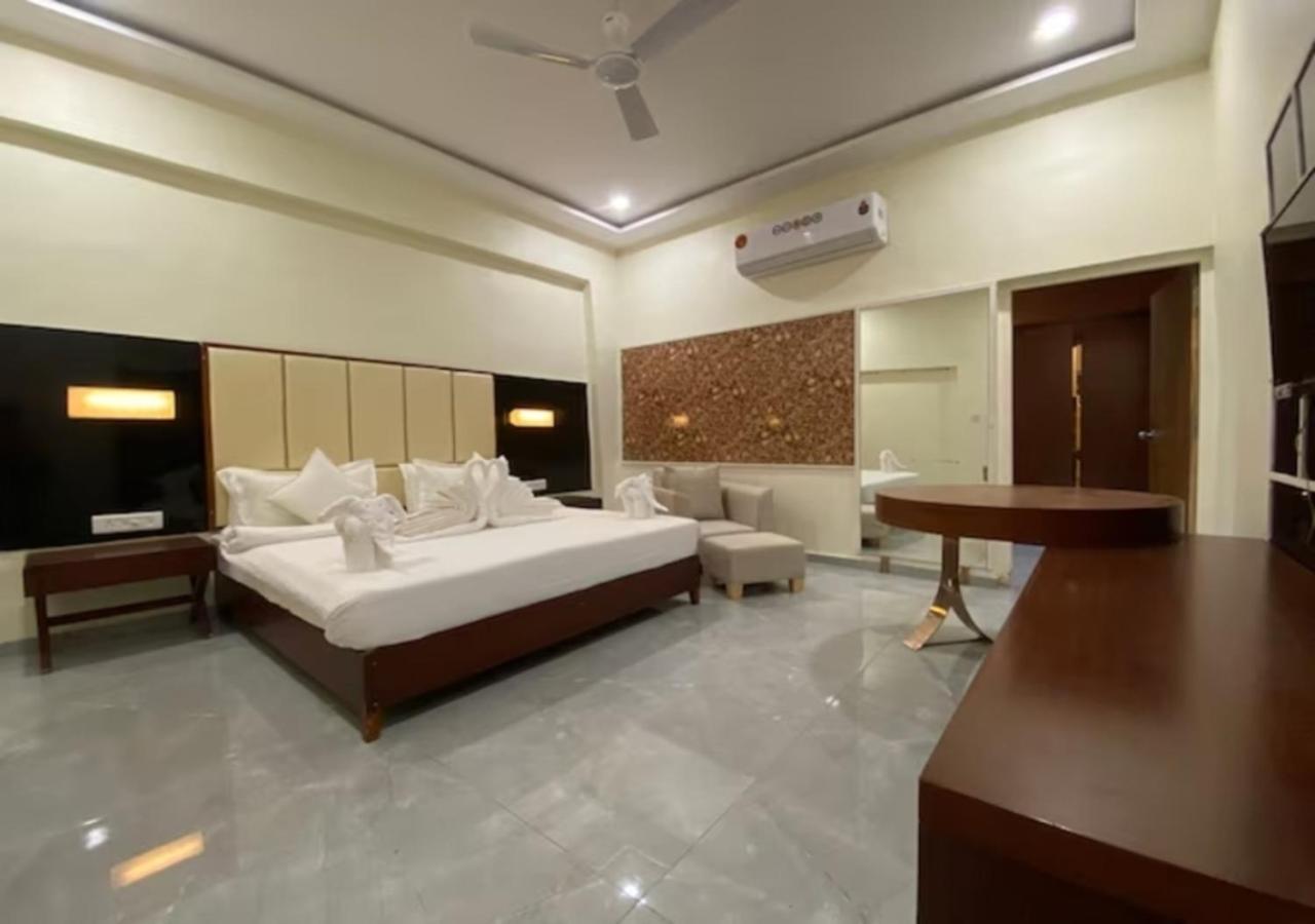 בהבנגאר One Earth Santu Eco Resort מראה חיצוני תמונה