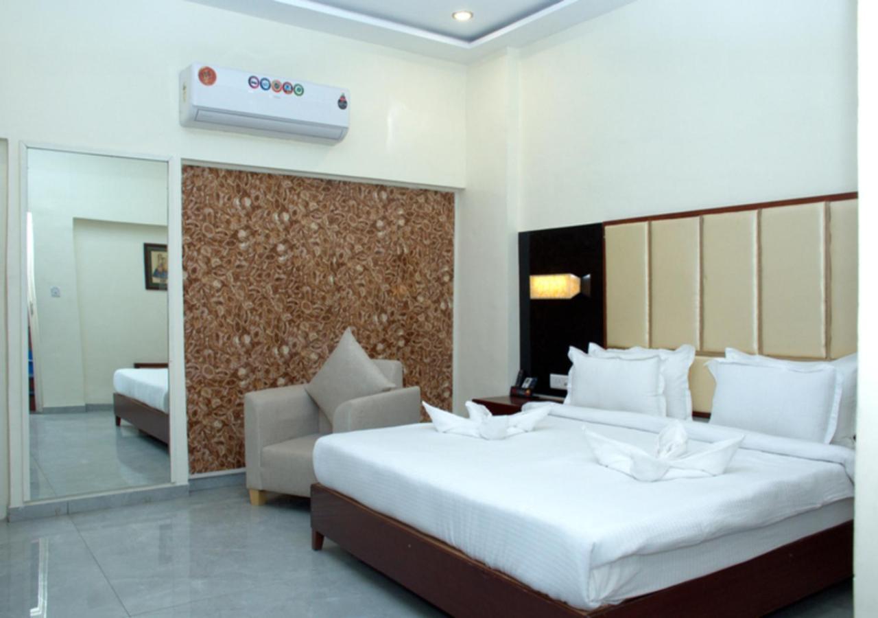 בהבנגאר One Earth Santu Eco Resort מראה חיצוני תמונה