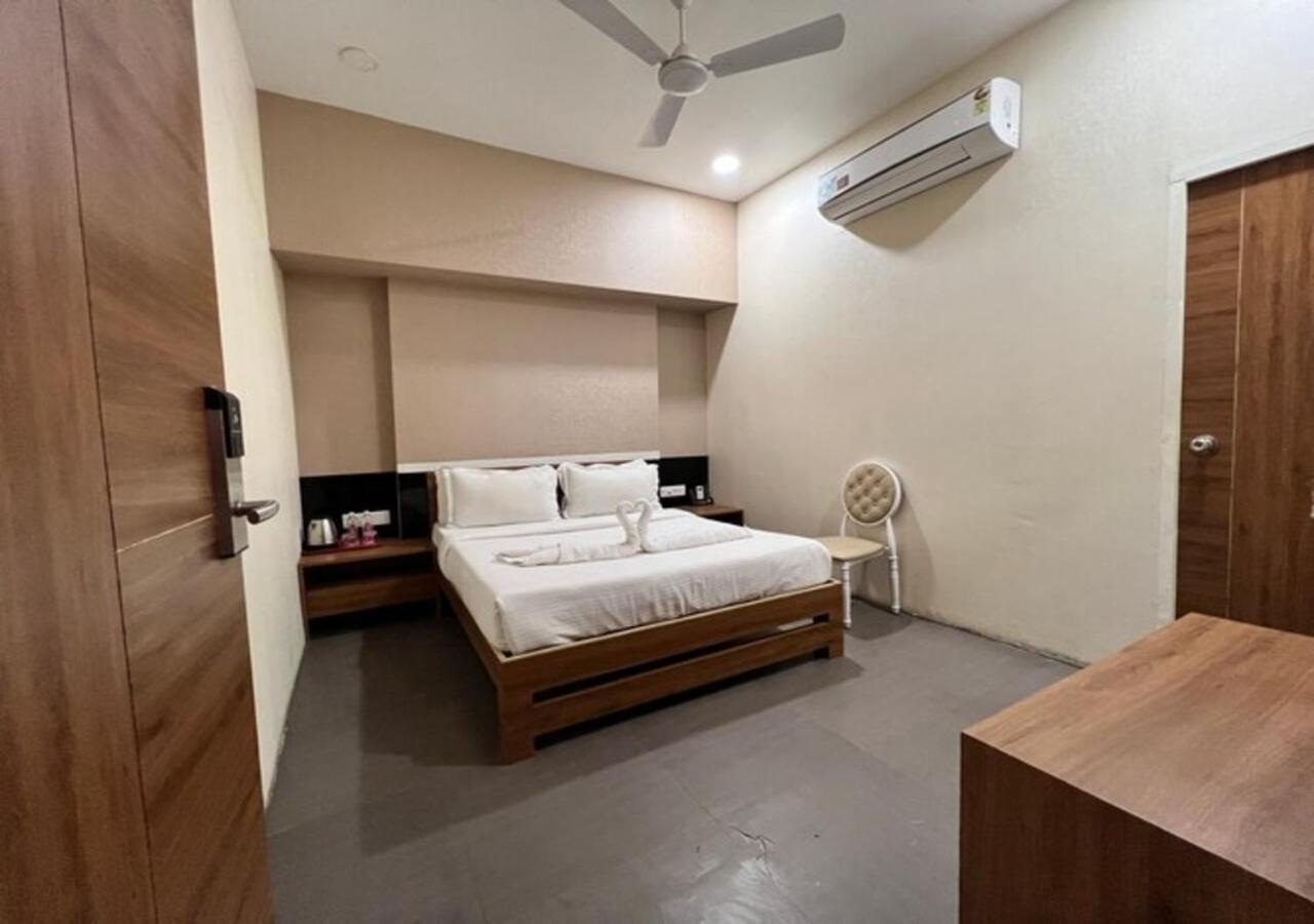 בהבנגאר One Earth Santu Eco Resort מראה חיצוני תמונה