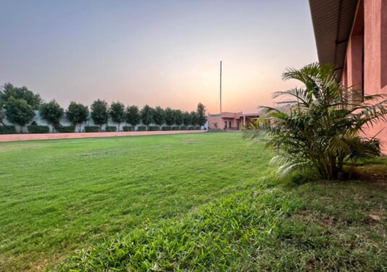 בהבנגאר One Earth Santu Eco Resort מראה חיצוני תמונה